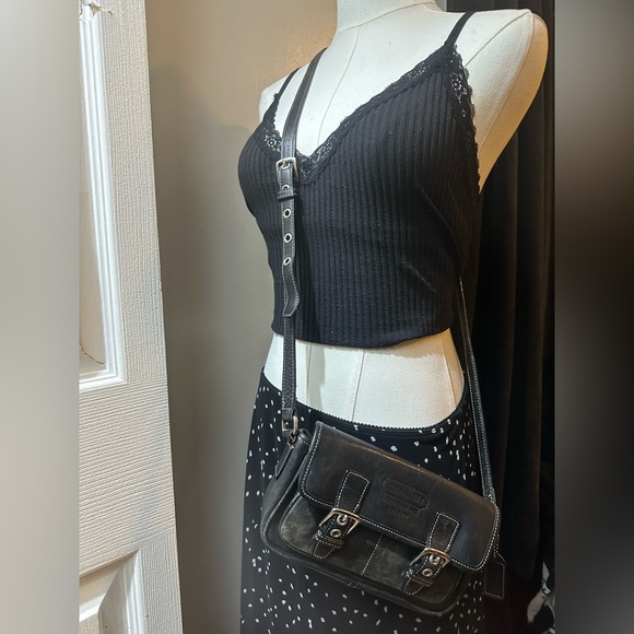 Vintage Coach crossbody bag - Picture 3 of 11